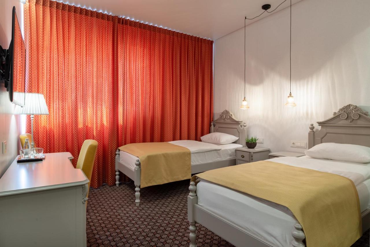 Hotel Sinchronas Telšiai المظهر الخارجي الصورة