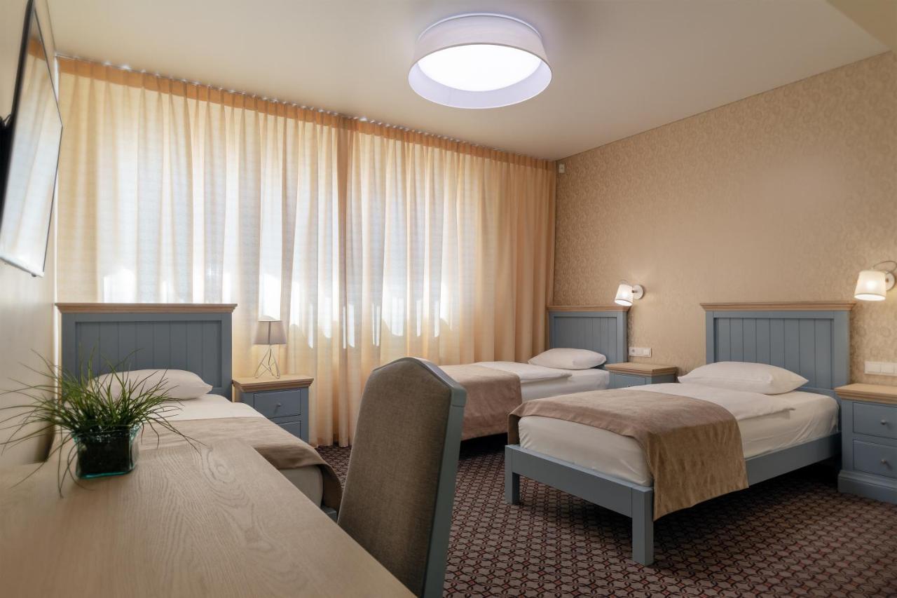 Hotel Sinchronas Telšiai المظهر الخارجي الصورة