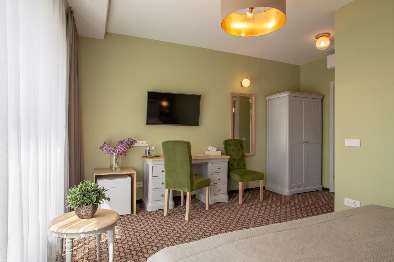 Hotel Sinchronas Telšiai المظهر الخارجي الصورة