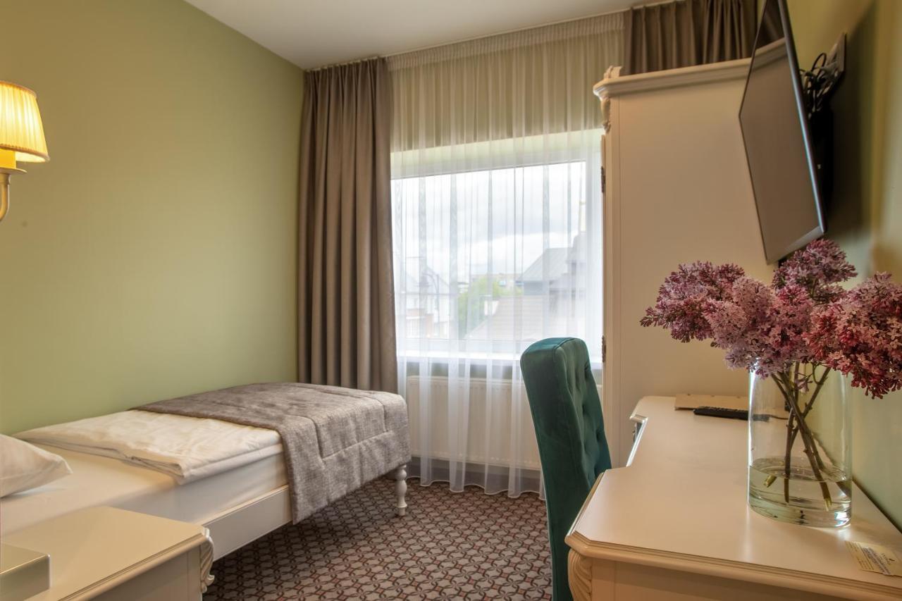 Hotel Sinchronas Telšiai المظهر الخارجي الصورة