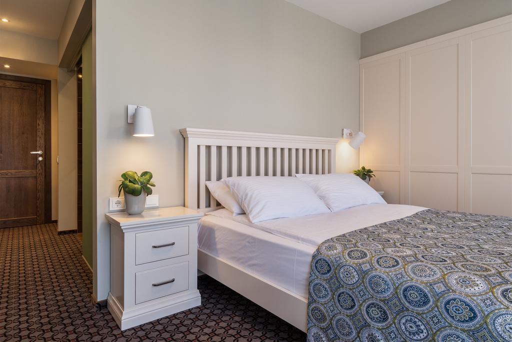 Hotel Sinchronas Telšiai المظهر الخارجي الصورة