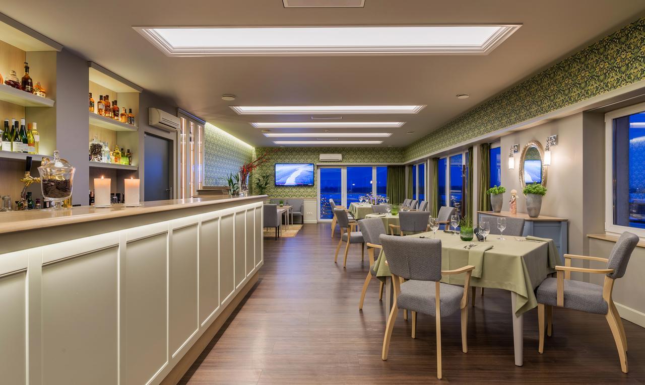 Hotel Sinchronas Telšiai المظهر الخارجي الصورة